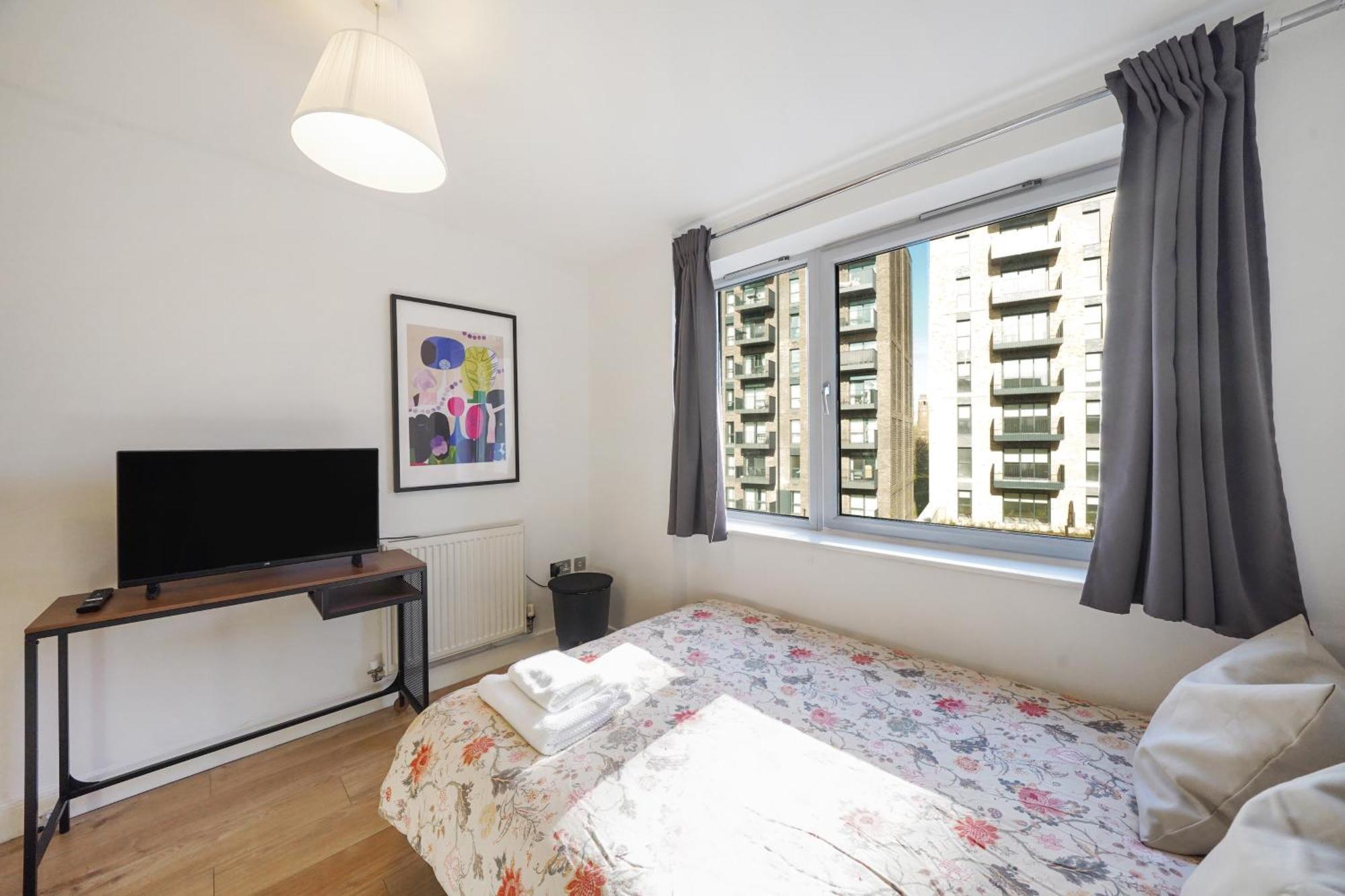 City Riverside - 2 Bedroom & Free Parking Barking  Exterior photo